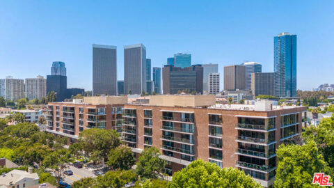 211 S Spalding Drive #205N Photo